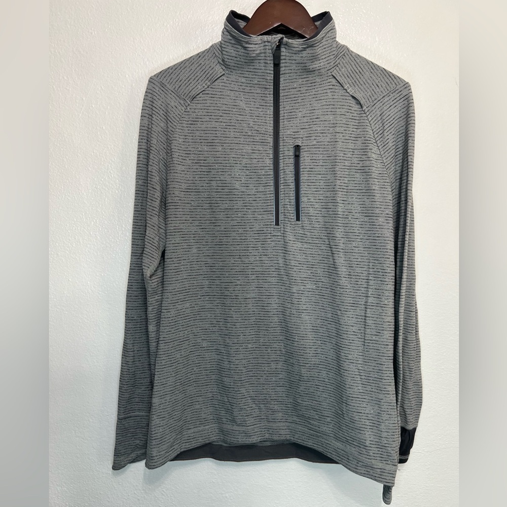 Lululemon Surge Quarter Zip Pullover Long‎ Sleeve Shirt Gray Striped Mens Medium